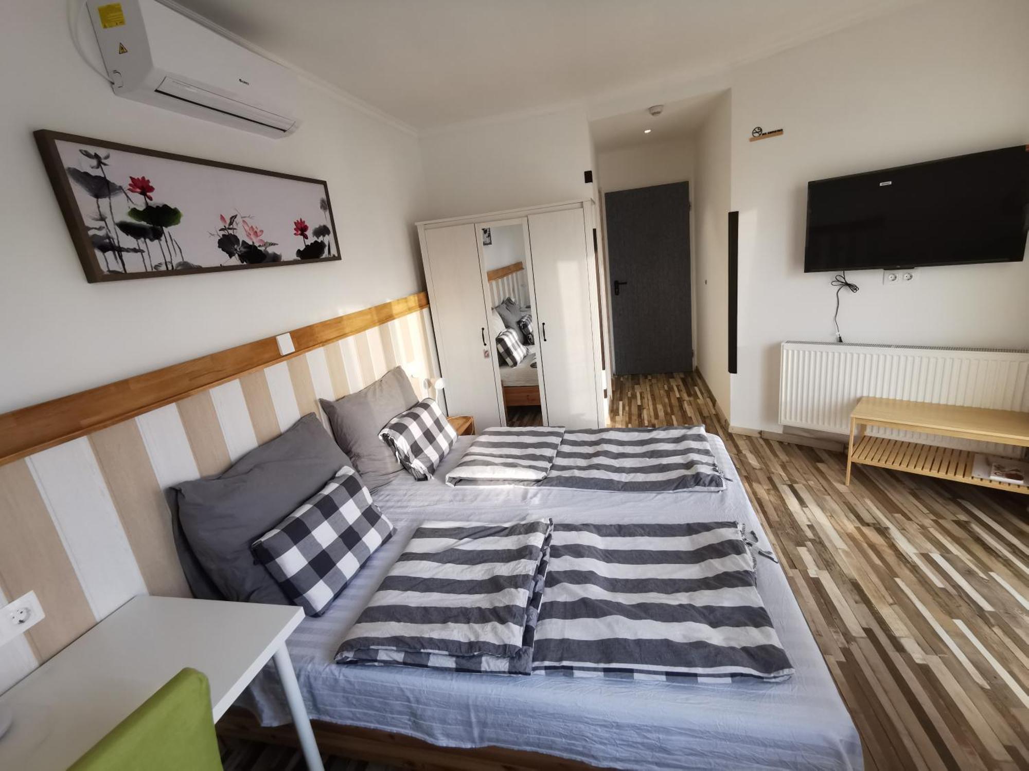 Duna Riverside Homestay